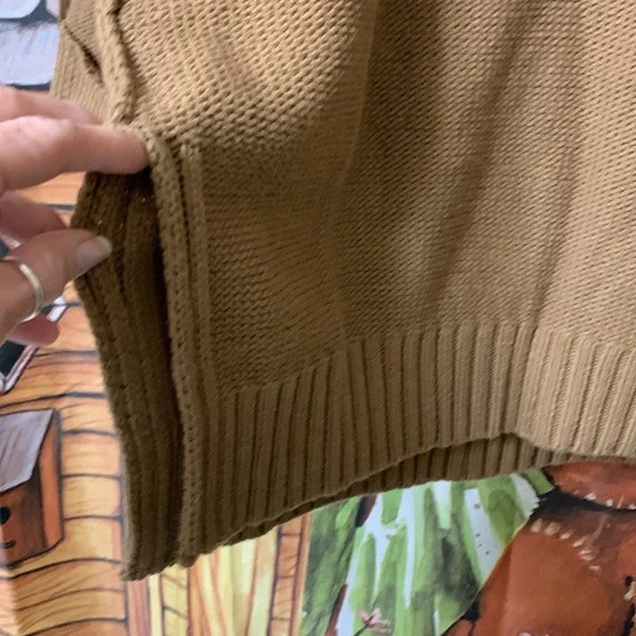 NWT brown sweater/3/4 sleeves with split sides - Picture 7 of 8
